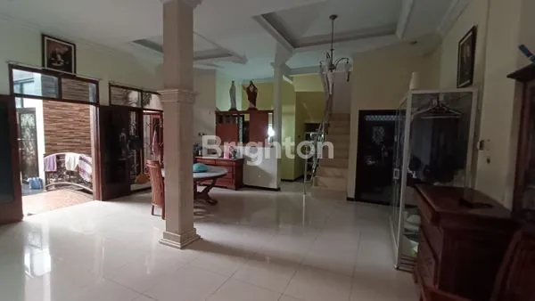 image RUMAH LUAS SIAP HUNI STRATEGIS BERSEBELAHAN DENGAN TEMPAT USAHA, DI JL KIJANG SEMARANG (2)