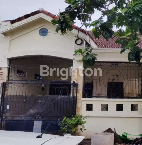 image RUMAH SIAP HUNI JL DUKUH KUPANG TIMUR (1)