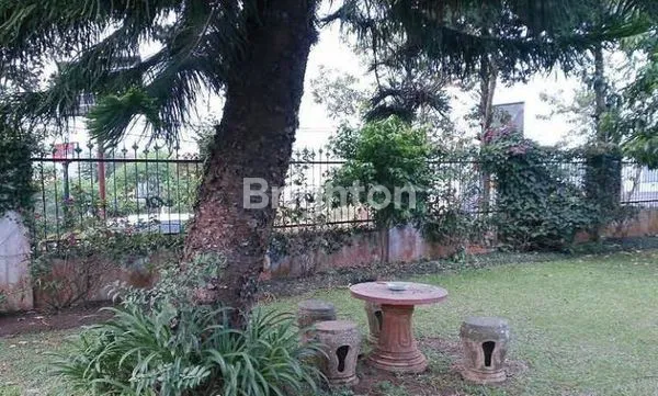 image VILLA MEWAH DI BATU (4)