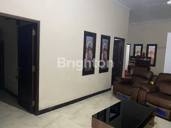 image RUMAH USAHA TENGAH KOTA SIDOARJO (6)