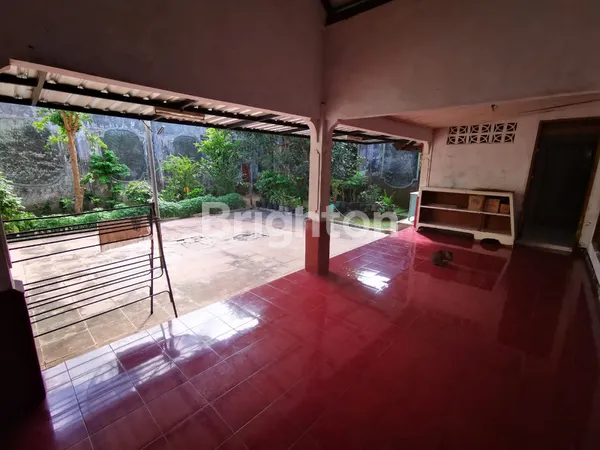 image HARGA TURUN JUAL CEPAT RUMAH DI BLINDUNGAN BONDOWOSO, LUAS & TERAWAT (6)