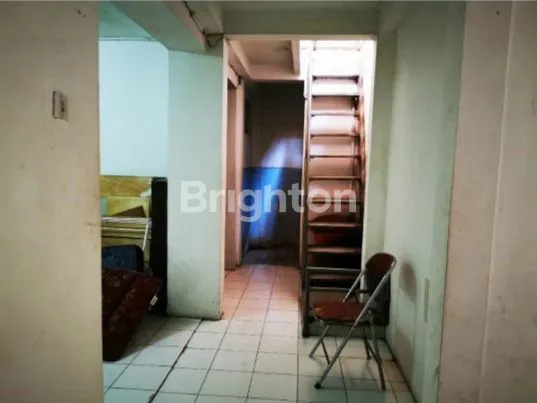 image TEMPAT USAHA DAERAH STRATEGIS LOKASI TENGAH KOTA MAYJEND SUTOYO SEMARANG TENGAH (3)