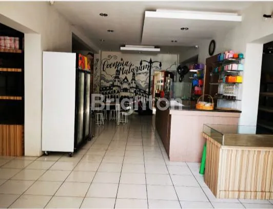 image TEMPAT USAHA DAERAH STRATEGIS LOKASI TENGAH KOTA MAYJEND SUTOYO SEMARANG TENGAH (7)