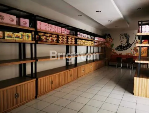 image TEMPAT USAHA DAERAH STRATEGIS LOKASI TENGAH KOTA MAYJEND SUTOYO SEMARANG TENGAH (8)