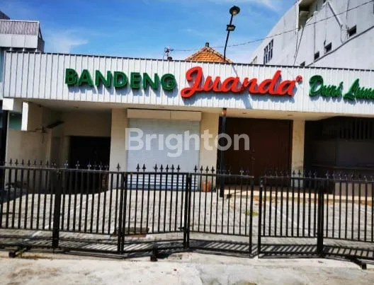 image TEMPAT USAHA DAERAH STRATEGIS LOKASI TENGAH KOTA MAYJEND SUTOYO SEMARANG TENGAH (1)