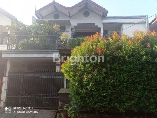 image RUMAH 2 LANTAI SIAP HUNI DI KAVLING MARINIR / BILLY & MOON DEKAT AKSES TOL BECAKAYU DAN JORR DI PONDOK KELAPA, DUREN SAWIT JAKARTA TIMUR (1)