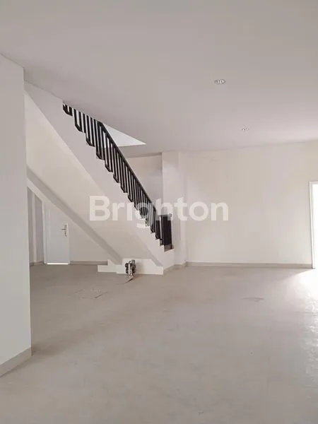 image 2 RUKO KEREN DAN LOKASI BISNIS & PRESTISIUS (3)