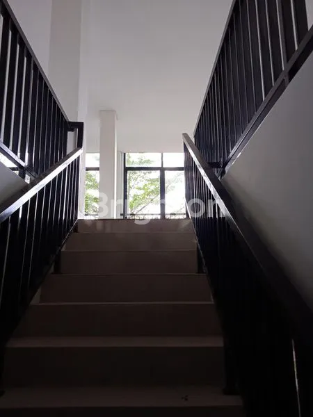 image 2 RUKO KEREN DAN LOKASI BISNIS & PRESTISIUS (4)