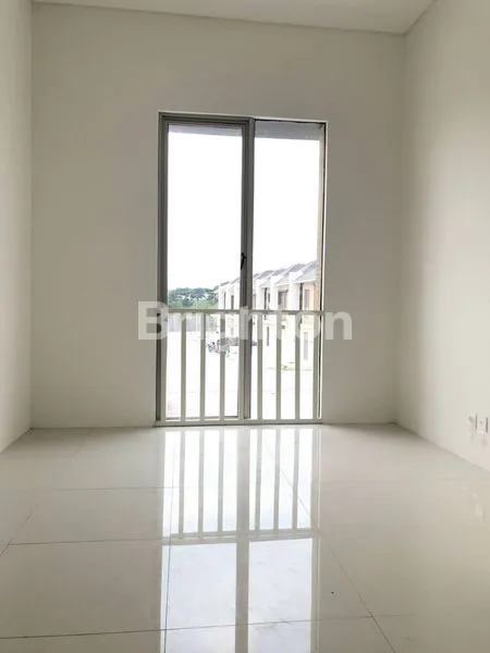 image RUMAH SIAP HUNI GREENLAND MENGANTI (3)