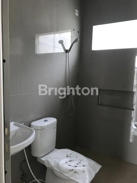 image RUMAH SIAP HUNI GREENLAND MENGANTI (7)