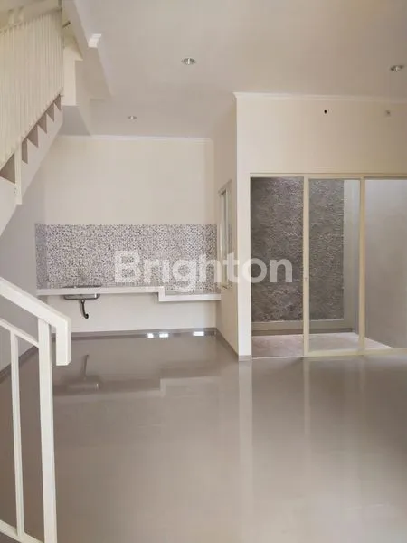 image RUMAH BARU GRESS DEKAT RAYA MULYOSARI, SUTOREJO, PAKUWON CITY (2)