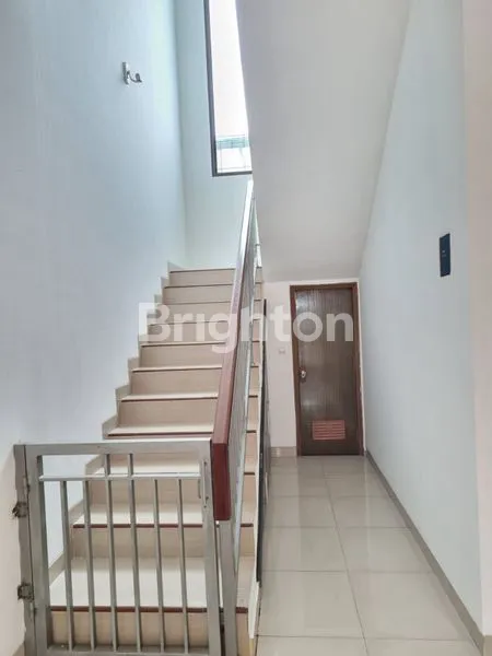 image RUMAH SIAP HUNI FURNISH DI KAVLING MARINIR DUREN SAWIT JAKARTA TIMUR (6)