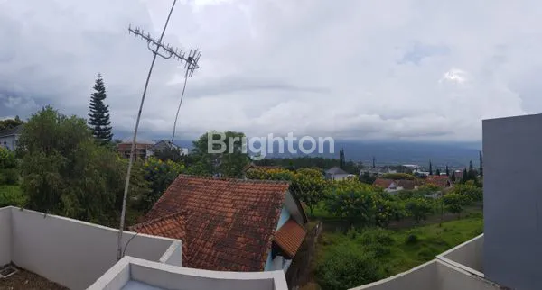 image VILLA CANTIK 1 LANTAI KAWASAN PANDERMAN HIL (4)