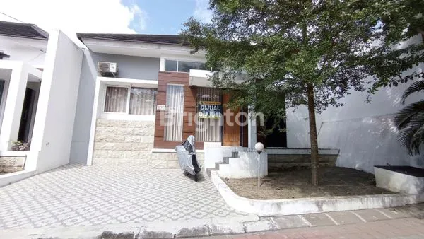 Gambar Property RUMAH MEWAH DALAM PERUMAHAN DI BANGUNJIWO