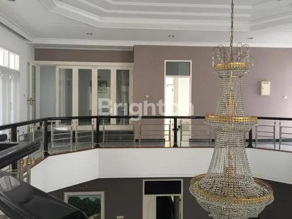 image RUMAH DHARMAHUSADA INDAH TIMUR (2)