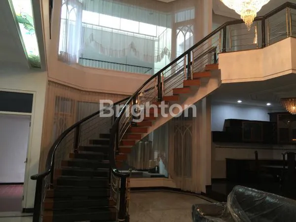 image RUMAH DHARMAHUSADA INDAH TIMUR (5)