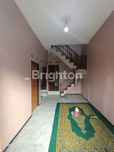 image RUMAH YANG SANGAT ASRI, NYAMAN DAN BERADA TEPAT DI KOTA WISATA BATU DESA PESANGGRAHAN (6)