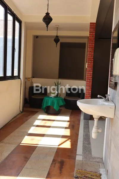image JUAL RUMAH USAHA CANTIK EX CAFE, SIAP HUNI, 0 JALAN, COCOK UNTUK USAHA, CAFE, KANTOR, BANK, NOTARIS (3)