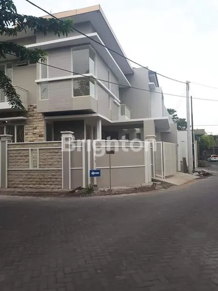 image RUMAH HOOK MEWAH 2 LANTAI DI SUTOREJO TIMUR - SURABAYA TIMUR (2)