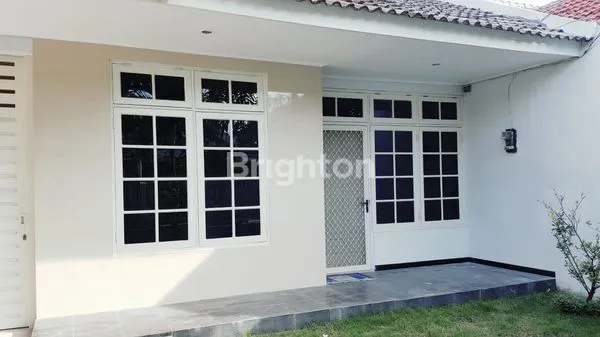 image RUMAH MEWAH DI TPI - WIYUNG SBY BARAT (5)
