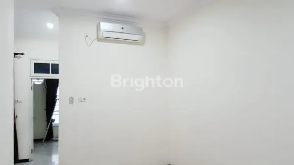 image RUMAH MEWAH DI TPI - WIYUNG SBY BARAT (7)