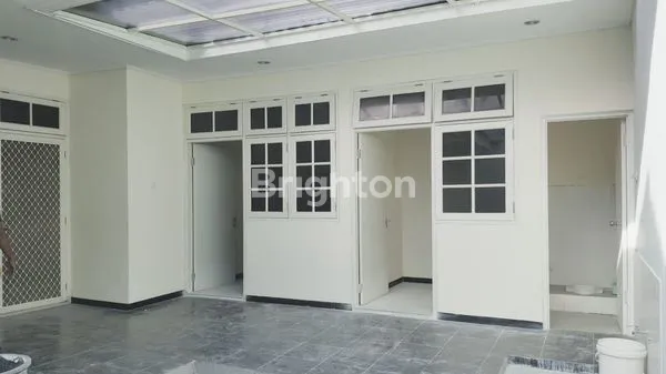 image RUMAH MEWAH DI TPI - WIYUNG SBY BARAT (6)