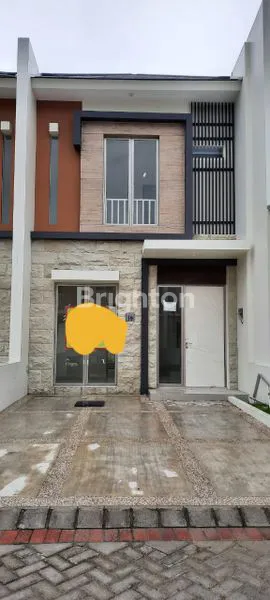 image RUMAH MINIMALIS MODERN 2 LANTAI DI GREENLAND RESIDENCE LABAN MENGANTI (5)