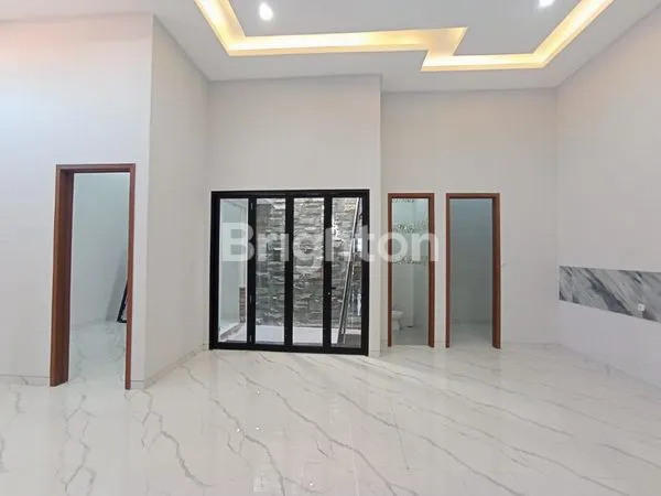 image RUMAH BARU GRESS DEKAT RAYA KERTAJAYA, ITS, PETRA, RS MANYAR (4)