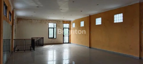 image GIWANGAN, TOKO 2 LANTAI, KANTOR, DAN KOS (6)