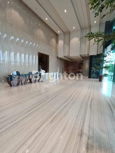 image JUAL RUGI! OFFICE TOWER CIPUTRA WORLD 2! LOKASI TERBAIK DENGAN FASILITAS PREMIUM! (3)