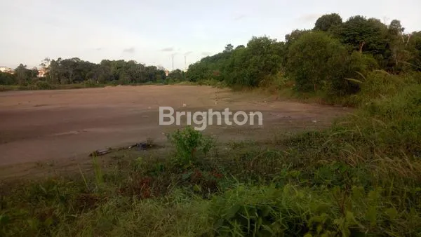 image TANAH LUAS DIPINGGIR JALAN BESAR BJBJ (1)