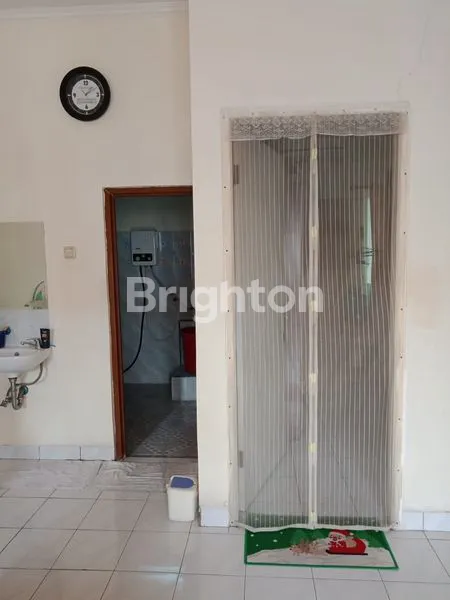 image RUMAH LUAS DAN SEMI FURNISHED DI JL ARCADIA DAAN MOGOT TANGERANG  (2)