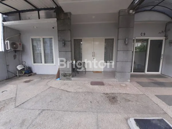 image RUMAH  MINIMALIS 2LANTAI GRAHA SANTOSO REGENCY DAERAH RUNGKUT SIAP HUNI NYAMAN TERAWAT SURABAYA TIMUR DKT MERR (3)