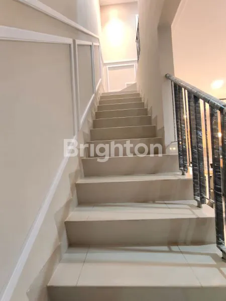 image RUMAH SIAP HUNI RAPI DI SEDAYU CITY (7)