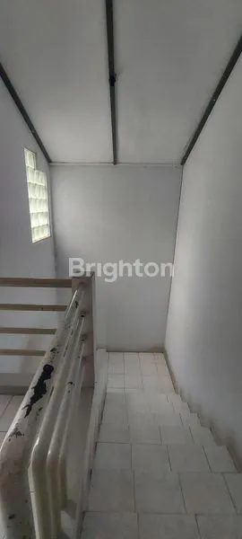 image RUMAH MEWAH 2 LANTAI DEKAT MALL TAMAN ANGGREK - TOMANG JAKARTA (2)