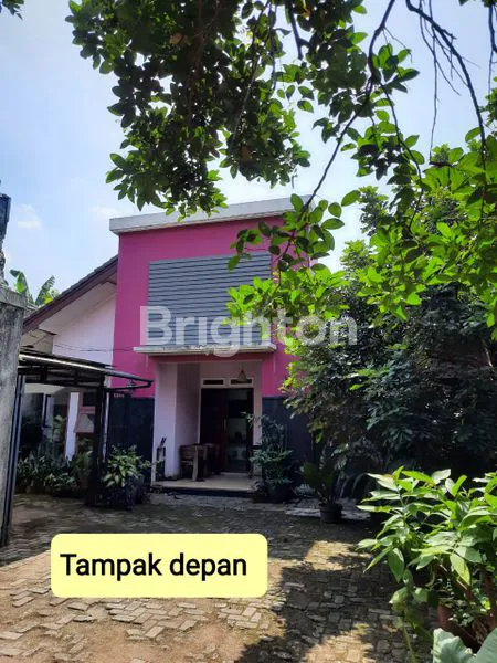 image HUNIAN CANTIK DAN ASRI, HALAMAN LUAS, SIAP HUNI (1)