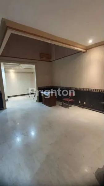 image RUMAH VILLA SENTRA RAYA (2)