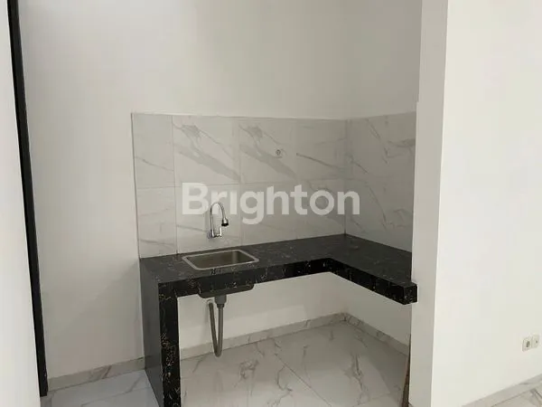 image RUMAH BANGUNAN BARU 2 LANTAI DI PAKUWON CITY (5)