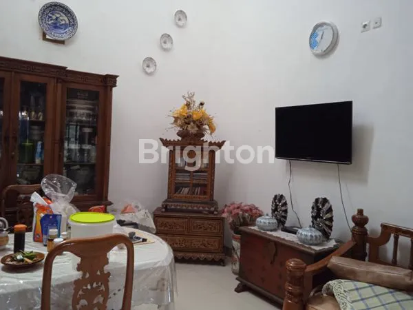 image TURUN HARGA JUAL CEPAT RUMAH PUSAT KOTA (4)