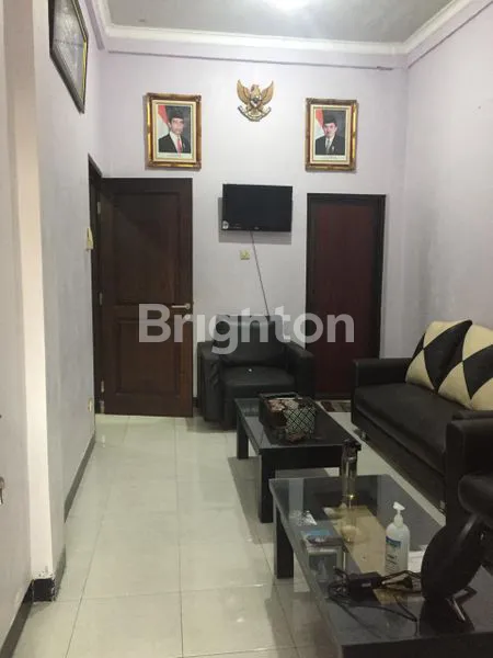 image RUMAH MURAH, 2,5 LANTAI, TERAWAT & SIAP HUNI DI PAGESANGAN (2)
