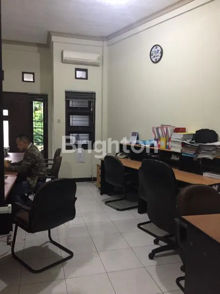 image RUMAH MURAH, 2,5 LANTAI, TERAWAT & SIAP HUNI DI PAGESANGAN (4)