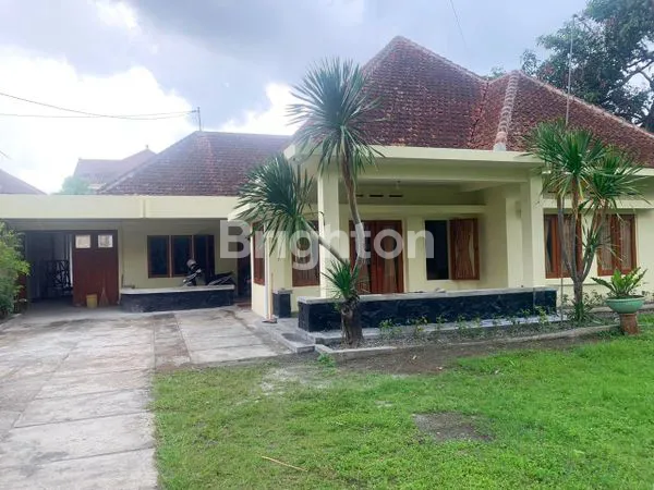 image RUMAH BELANDA JALAN BESAR IJEN BOULEVARD LINGKUNGAN ELIT PUSAT KOTA MALANG (1)