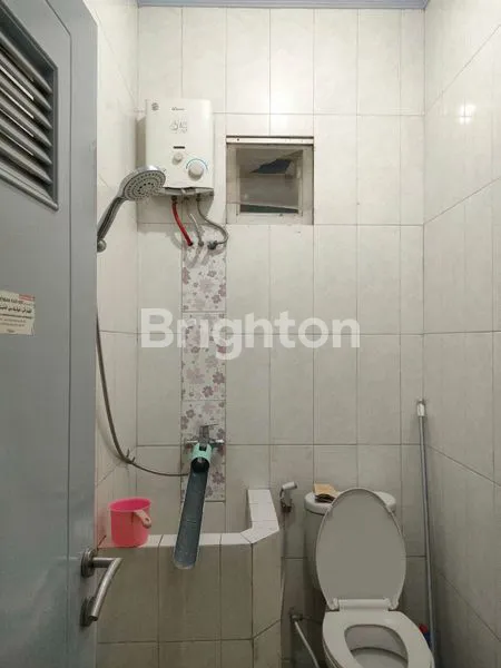 image RUMAH BAGUS 2 LANTAI, SIAP HUNI DI KETINTANG - SURABAYA (7)