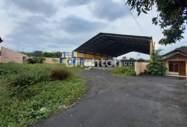 image GUDANG BOYOLALI SIAP PAKAI  JALUR BUS TRUK CONTAINER (1)