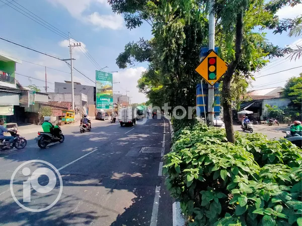 image BANGUNAN HITUNG TANAH RAYA SUKOMANUNGGAL (2)