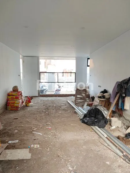 image RUMAH BARU - BANDUNG UTARA - ADA KOLAM RENANG (3)