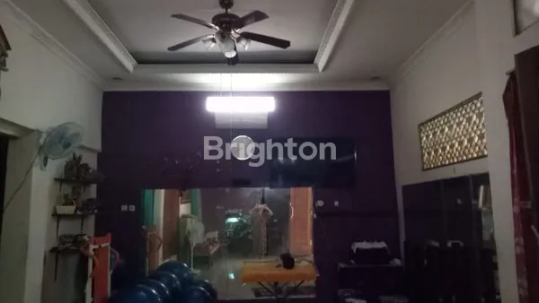 image RUMAH ZONA KOMERSIL COCOK UNTUK USAHA, KANTOR, BISNIS LOKASI STRATEGIS DI PINGGIR JALAN RAYA BOGOR, JAKARTA TIMUR (6)