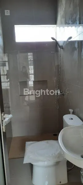 image RUMAH 2 LANTAI MINIMALIS MODERN DI GREENLAND RESIDENCE, LABAN MENGANTI, BARAT SURABAYA (3)