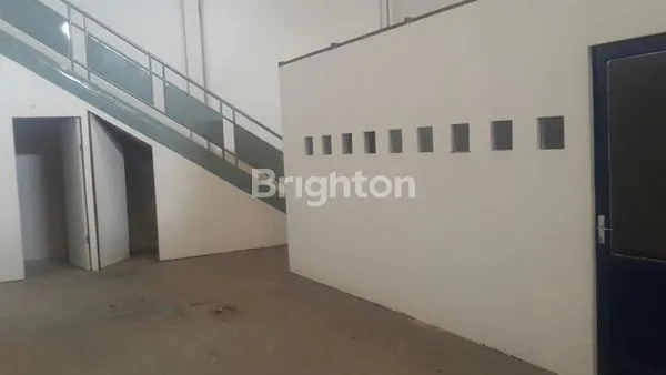 image GUDANG DI JANTI MALANG (4)