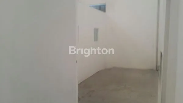 image GUDANG DI JANTI MALANG (11)